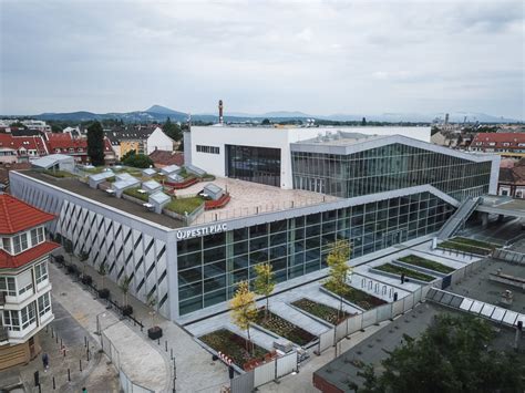 Újpesti Új Vásárcsarnok és Kulturális Rendezvényközpont (UP)
