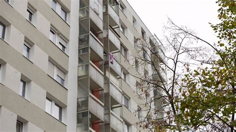 Társasház homlokzatának felújítása