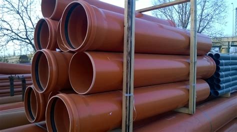 PVC cső ragasztási folyamat illusztrációja