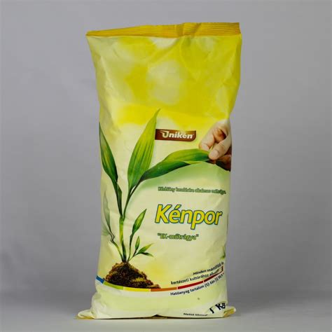 kénpor szántóföldön