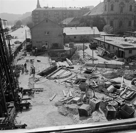 Batthyány tér metróállomás építési területe, 1970