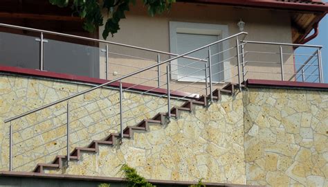 Rozsdamentes acél terasz korlát lézervágott panelekkel