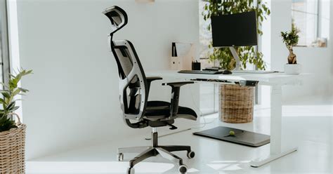 ergonomikus szék és asztal