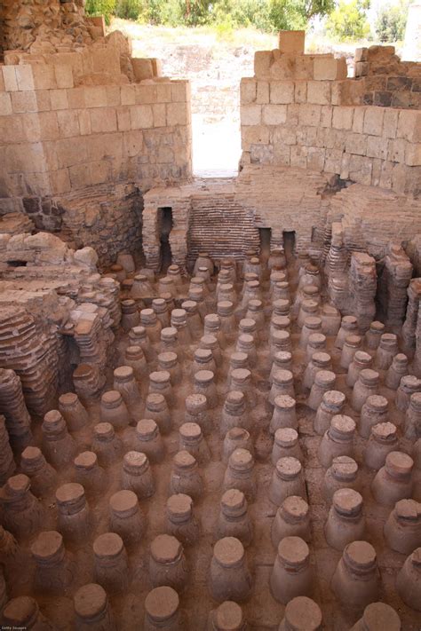 Hypocaustum oszlopok és fűtőcsatornák rekonstrukciója
