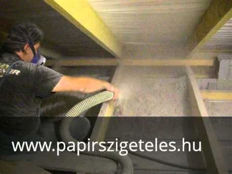 befújt cellulóz szigetelés egy padlástéren