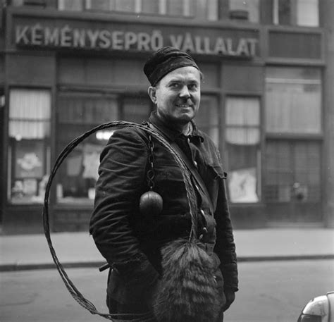 Kéményseprő munkája