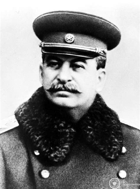 Sztálin portréja