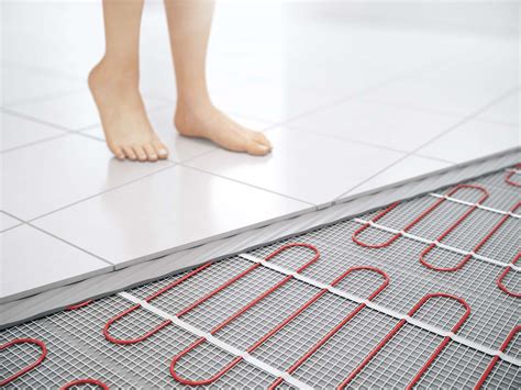 Elektromos padlófűtés kábel elhelyezése