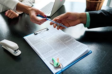 Előleg és foglaló fogalmának illusztrációja