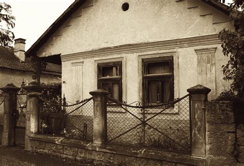 Régi magyar falu utcakép
