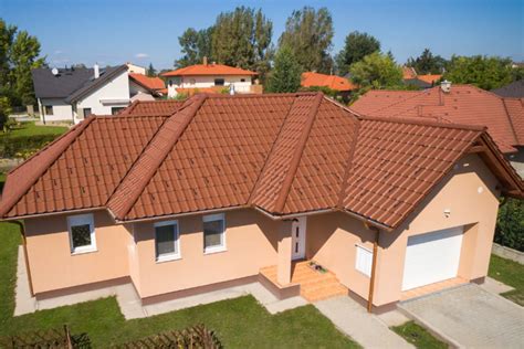 Kerámia tetőcserepek