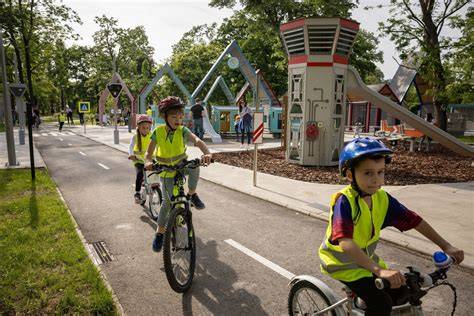KRESZ park felújítási részletek vagy rejtett rekonstrukciója