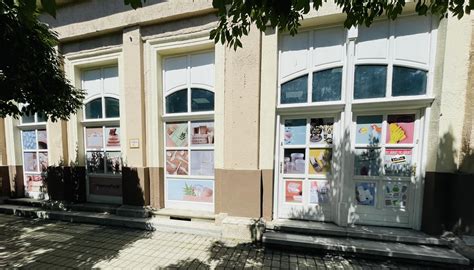 Budaörsi üzlet kirakata