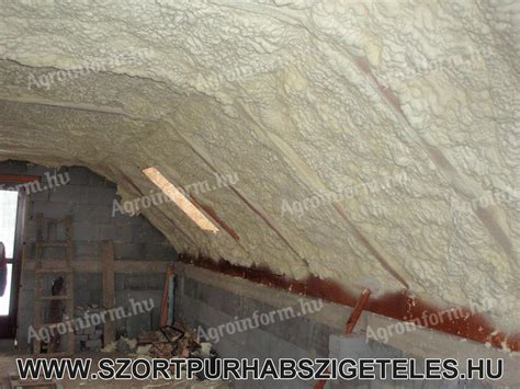 Szórt purhab felvitele tetőszerkezetre