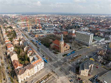 Bosnyák tér közelében elhelyezkedő fejlesztési telek