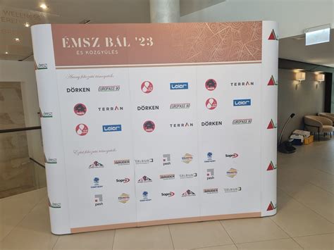 Különböző padlótípusok mintái
