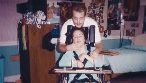 Terri Schiavo életút vizuális áttekintése